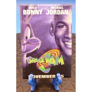 1996 Space Jam Movie Promo Pin Button Michael Jordan Bugs Bunny Theater Badge